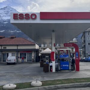 Stazione di Servizio carburanti Esso H24